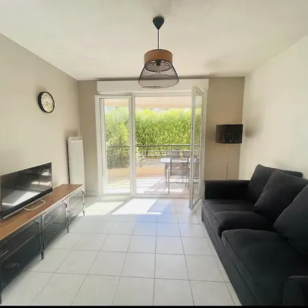 L’AZUREENNE - 2/4 Pers Cosy, spacieux avec piscine La Seyne-sur-Mer Extérieur photo